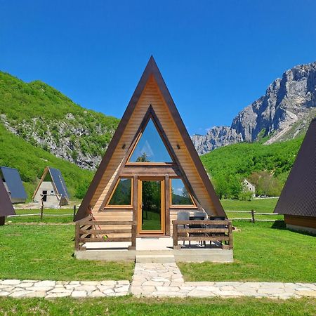 Wooden Cottages Konak Savnik 外观 照片