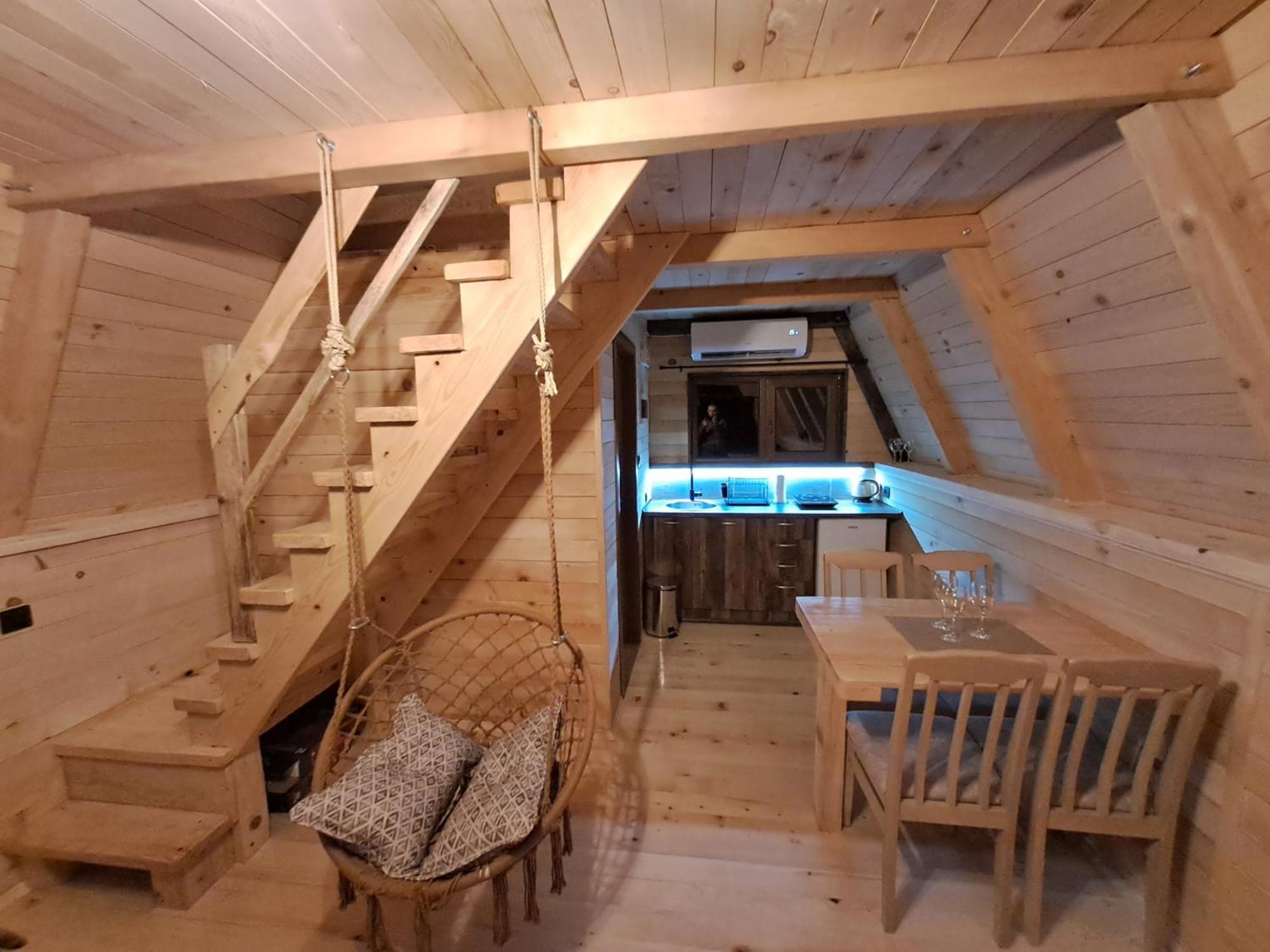 Wooden Cottages Konak Savnik 外观 照片