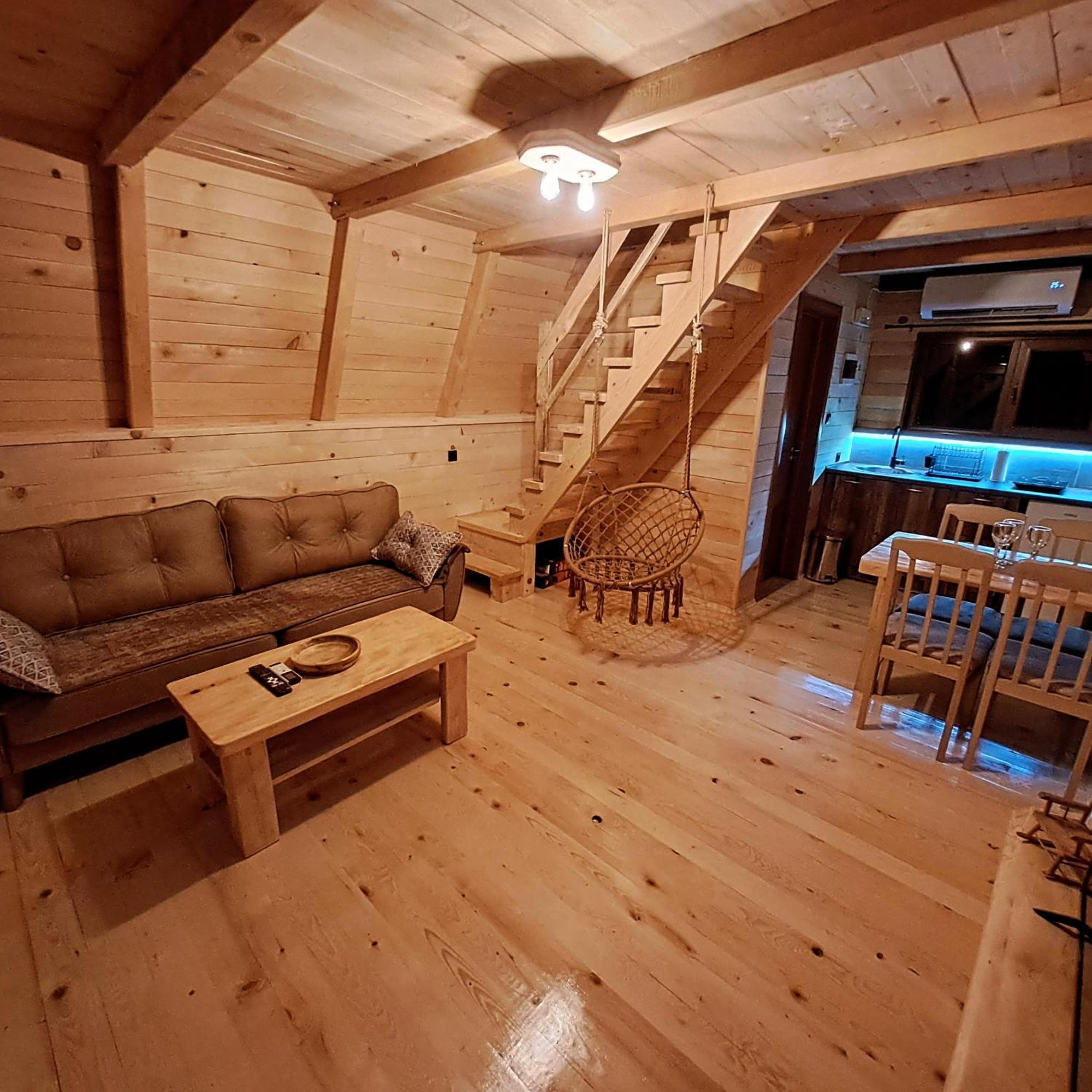 Wooden Cottages Konak Savnik 外观 照片