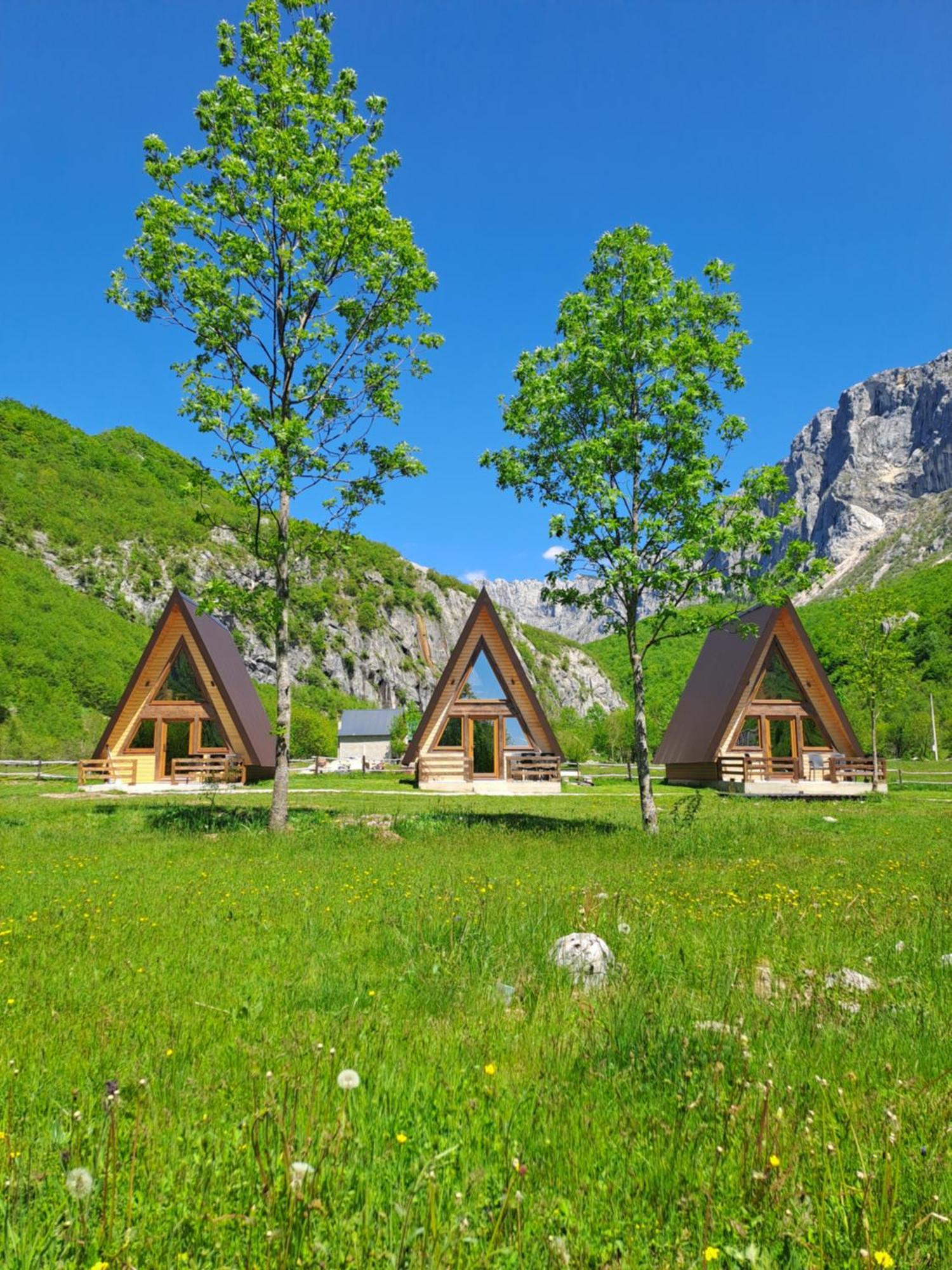 Wooden Cottages Konak Savnik 外观 照片